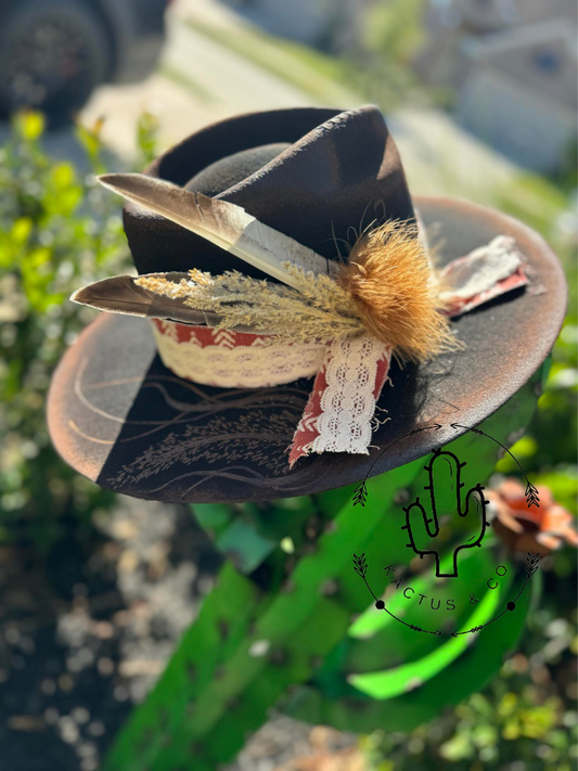 Black feather with lace Burned Hat